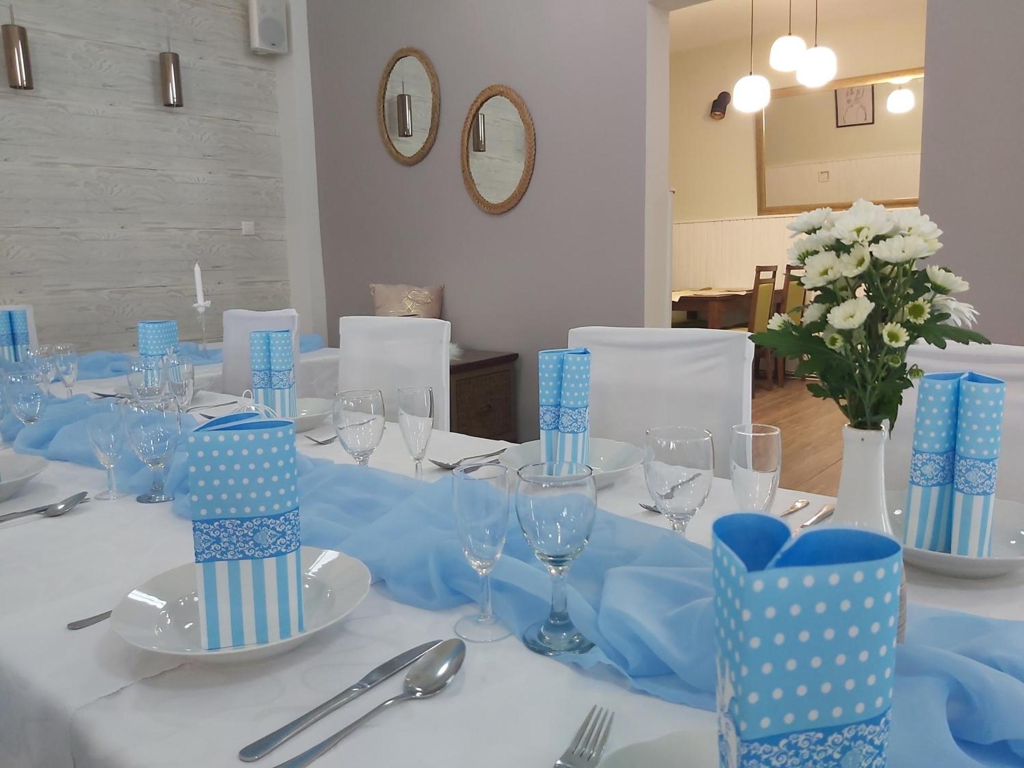 Restauracia-Penzion Altana Ludanice Rom bilde